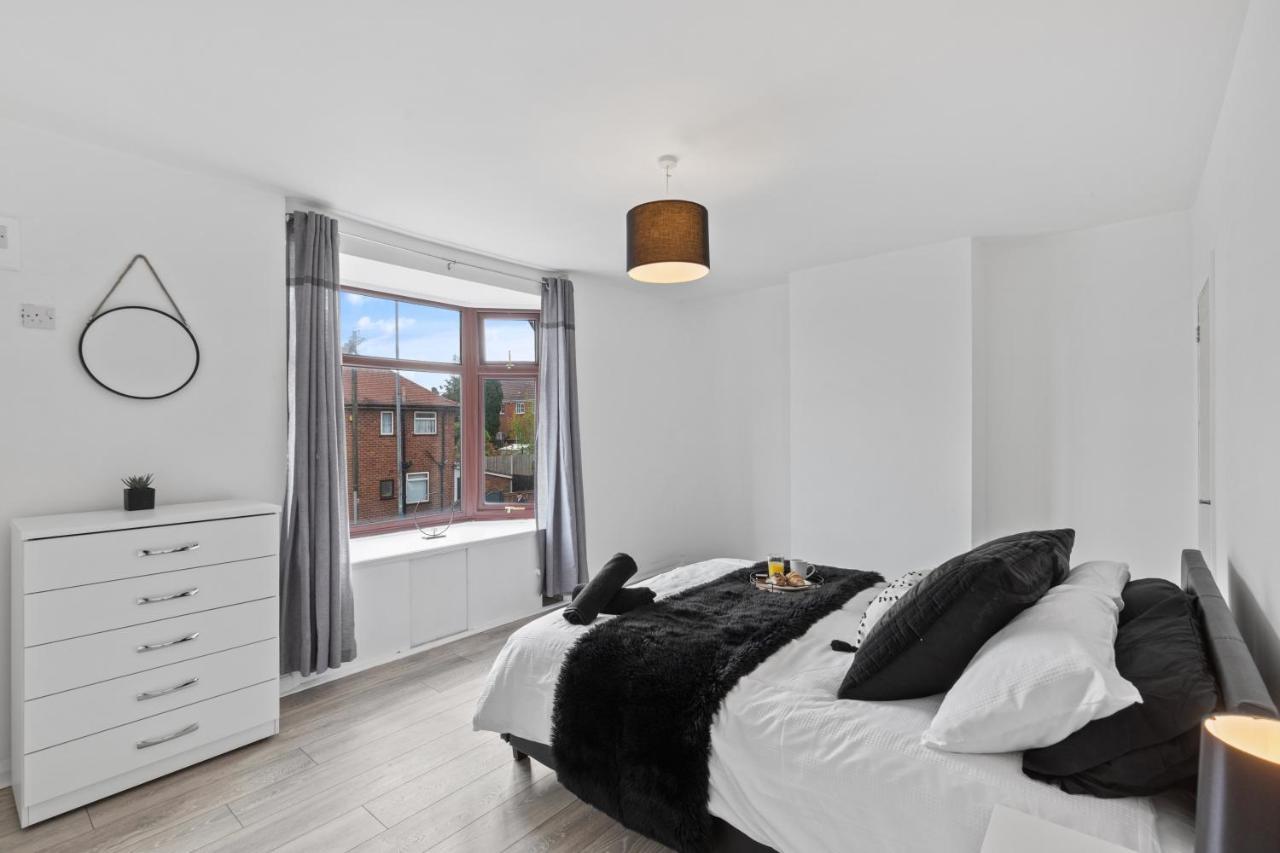 Nuneaton - Ideal 3 Bedroom, Wi-Fi Parking, Sleeps 6 - Jrr Stays ภายนอก รูปภาพ