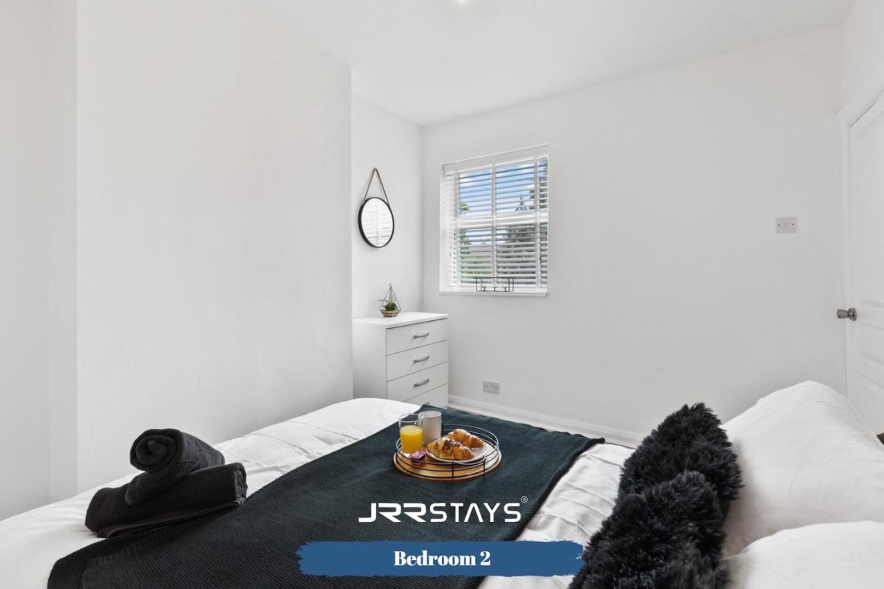 Nuneaton - Ideal 3 Bedroom, Wi-Fi Parking, Sleeps 6 - Jrr Stays ภายนอก รูปภาพ